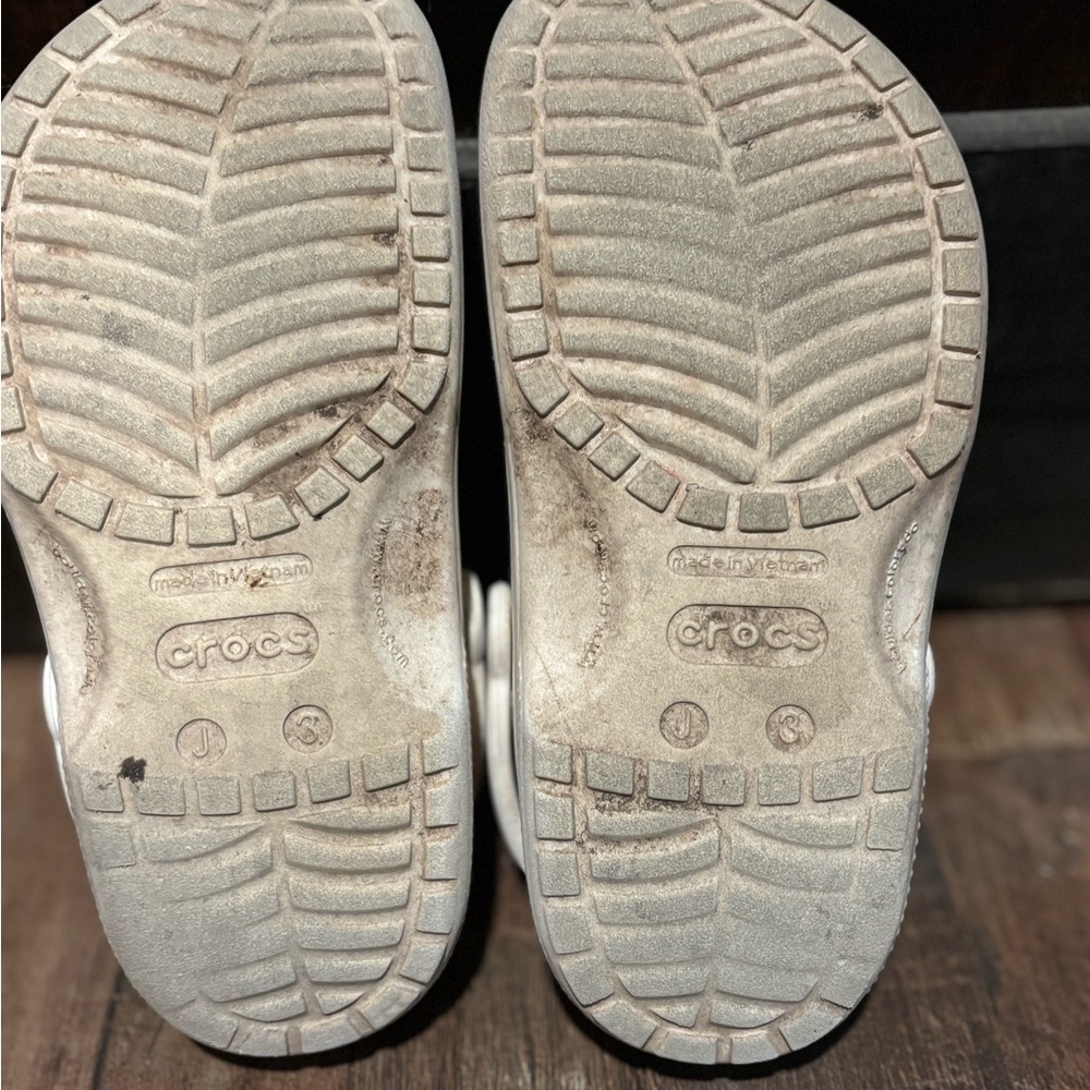 Crocs - Picture 2 of 3